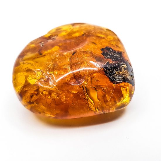 Z0015 B 550x550 - natural amber heart -pendants